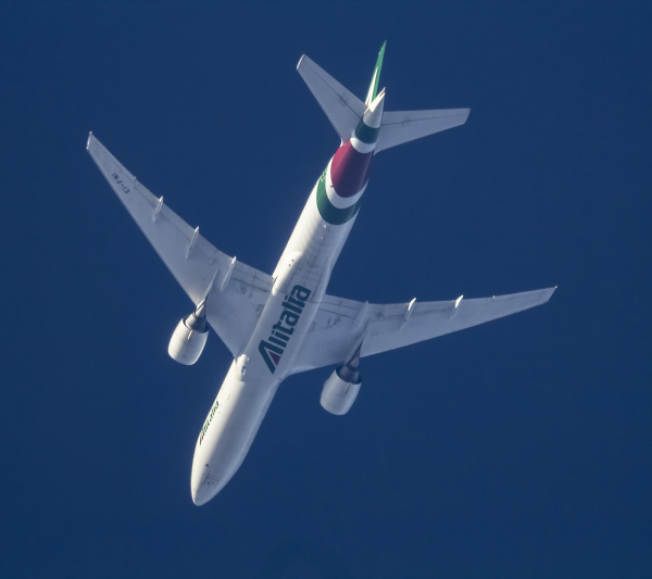 ALITALIA BOEING 777 EI-FNI ROUTING NORTHWEST AS AZ676 ROME-MEXICO CITY   32,000FT,