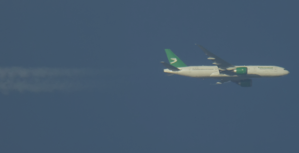 TURKMENISTAN AIRLINES BOEING 777LR  EZ-A779 ROUTING EAST AS TUA426/T5426  BIRMINGHAM--ASHGABAT  33,000FT. MANY KMs AWAY.
